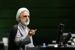 رئیس قوه قضائیه: یک سلسله عقب‌ماندگی داریم که اگر فریاد بزنیم که تقصیر چه کسی بوده اشکالی ندارد، اما ما را به جایی نمی‌رساند

