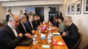 Iran FM meets Indonesian, Finnish counterparts in Geneva