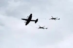 تیراندازی پلیس و مرزبانی فراجا به هلیکوپترهای بلک هاوک آمریکایی