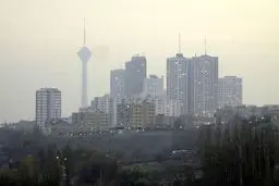 هوای تهران در وضعیت ناسالم برای گروه‌های حساس/ «ازن» هوای تهران را ناسالم کرد