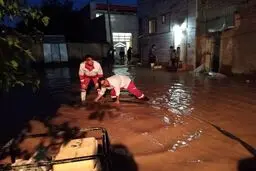 امدادرسانی فوری به سیلاب‌زدگان درمیان
