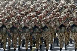 کدام سربازها مجوز دارند که فقط ۱۴ ماه خدمت کنند؟!/ ویدئو
