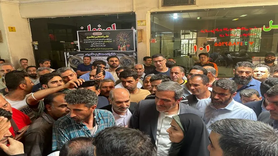 خدا قوت وزیر راه به رانندگان کامیون: با غیرت درخشان شما در این جنگ ۱۲ روزه هیچ باری روی زمین نماند و مردم با کمبود کالای اساسی روبرو نشدند