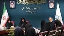 پزشکیان در جمع اساتید: از ظرفیت نخبگان باید استفاده کرد 