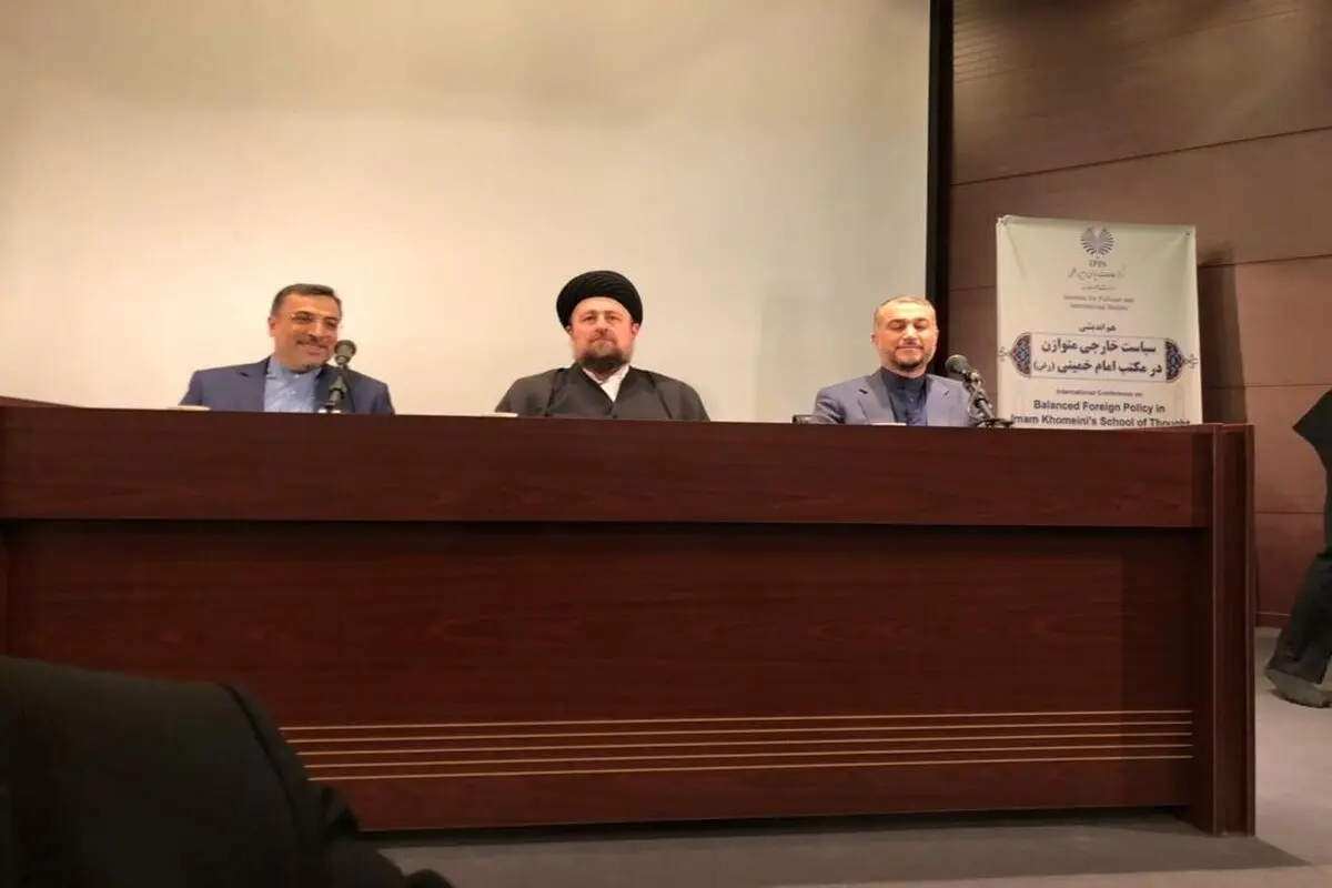 امیر عبداللهیان : هدفنا الرئیسي عدم الانقیاد الى الغرب او الشرق