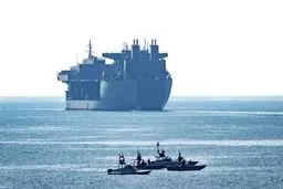 هشدار واشنگتن به کشتی‌های آمریکایی: از آب‌های ایران فاصله بگیرید