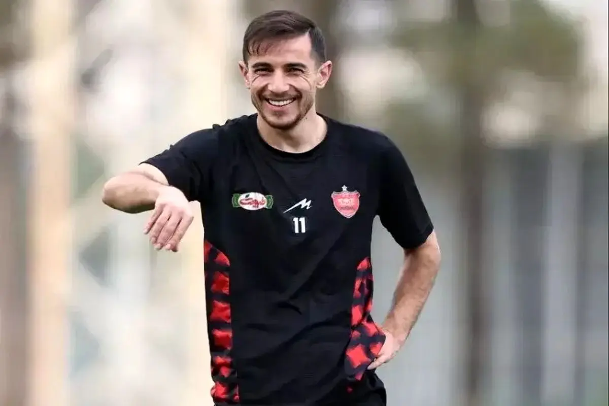 آخرین خبر از نقل و انتقالات پرسپولیس/ احمدزاده ماندنی شد