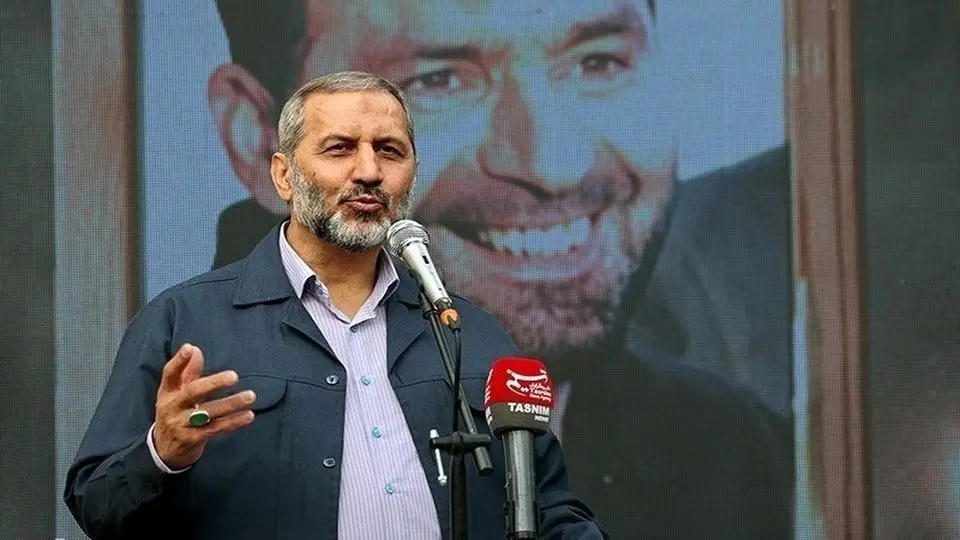 دست بر «ماشه» برای هرگونه ماجراجویی احتمالی دشمن آماده هستیم