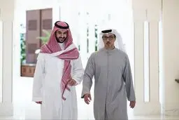 مشاور رئیس امارات: سفر وزیر دفاع عربستان به ابوظبی عمق روابط دو کشور را تایید می‌کند/ امنیت و سرنوشت امارات و عربستان مشترک است