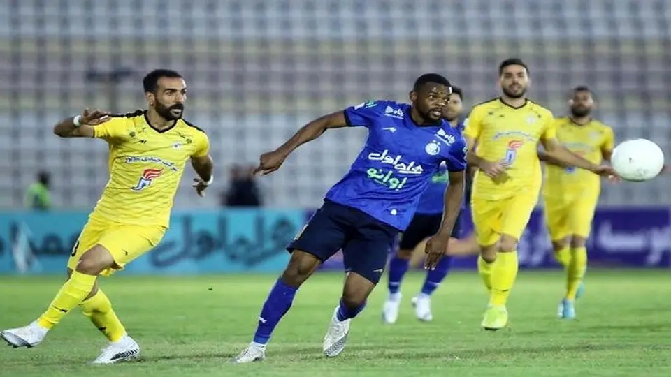 قیمت عجیب بلیت فجر و استقلال در بازار سیاه + عکس