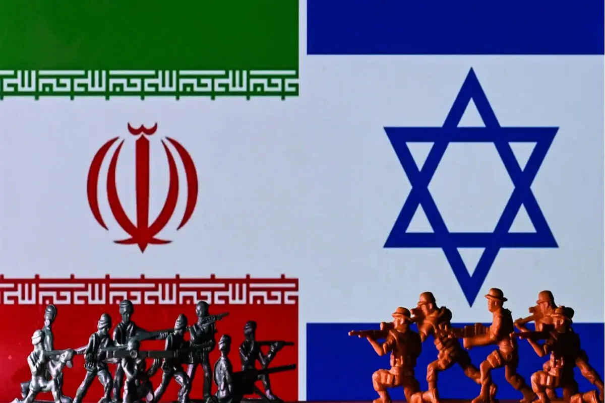 ایران برای یک حمله بزرگ به اسرائیل آماده می‌شود
