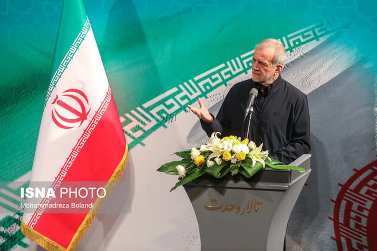 پزشکیان به استانداران : سریع، شجاع و شفاف عمل کنید / اختیارات استانداران افزایش یافت 