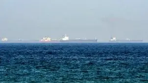 ادعای شرکت انگلیسی درباره تغییر مسیر یک نفت‌کش به سمت آب‌های ایران 