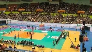 سالن دوازده هزار نفری آزادی با موشک تخریب شد