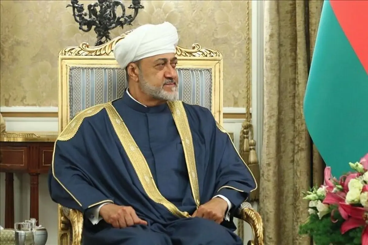 سلطان عمان عازم انگلیس شد