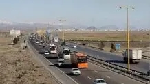 وضعیت جاده‌ها و راه‌ها/ بارش باران و مه گرفتگی در جاده‌های چالوس، هراز و فیروزکوه 
