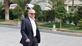  الرئیس الایرانی یعفی مساعده للشؤون البرلمانیة من مهامه