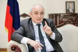 روزنامه جمهوری اسلامی: سفیر روسیه با ادبیات عهد قجر در باره ایران حرف می زند
