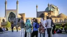 نشانه‌های ورود گردشگران خارجی به ایران دیده می شود