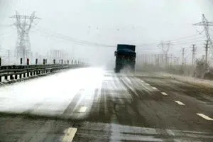 آخرین وضعیت راه‌ها چهارشنبه شب ۱۵ بهمن/ کدام مسیرها مسدود است؟