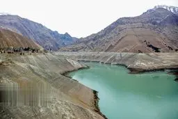 هر ایرانی چقدر آب مصرف می‌کند؟