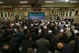 مردم کرمان شنبه با رهبری دیدار می‌کنند
