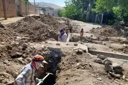 آغاز عملیات تعویض 6 کیلومتر شبکه توزیع آب در روستاهای تویسرکان