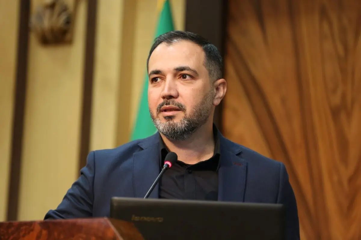  به دنبال پشت پرده اتاق تاریک واردات موبایل