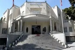 واکنش یکی از نزدیکان حسن روحانی به فیلم خبرگزاری اصولگرا با عنوان ساختمان فوق‌ لاکچری «سلام»