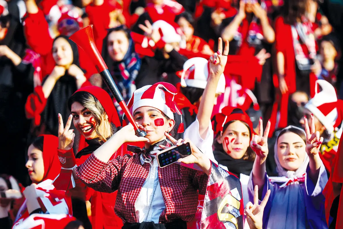 زنان، پرسپولیس را بدون تماشاگر کردند
