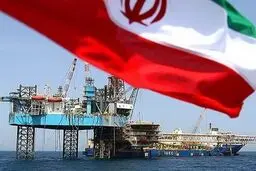 بلومبرگ: پس از احیای برجام، نفت ایران سریع‌تر از پیش‌بینی‌ها به بازار می‌رسد
