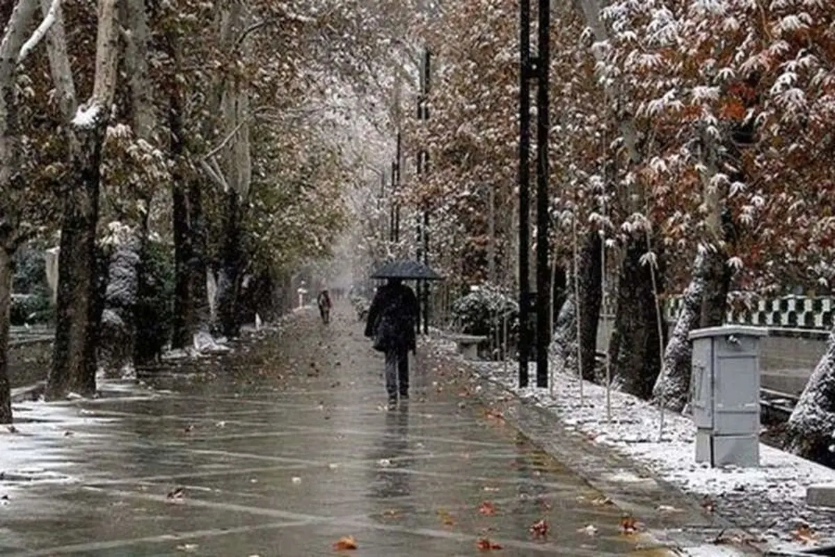 دمای هوای پایتخت امروز کاهشی و فردا افزایشی می‌شود