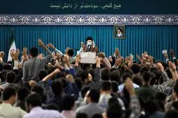 تابعوا طریق الثورة الواضح بجد / البلاد بحاجة الى التمسک بالمبادئ والأمل والعقلانیة