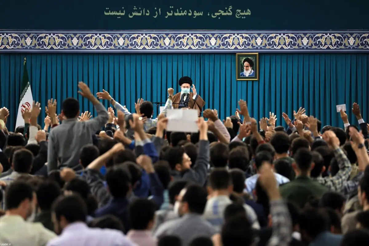 مسائل مختلف کشور قابل رفراندوم نیست/ هر رفراندوم ۶ ماه همه کشور را درگیر می‌کند/ نشست سران قوا دائمی نیست