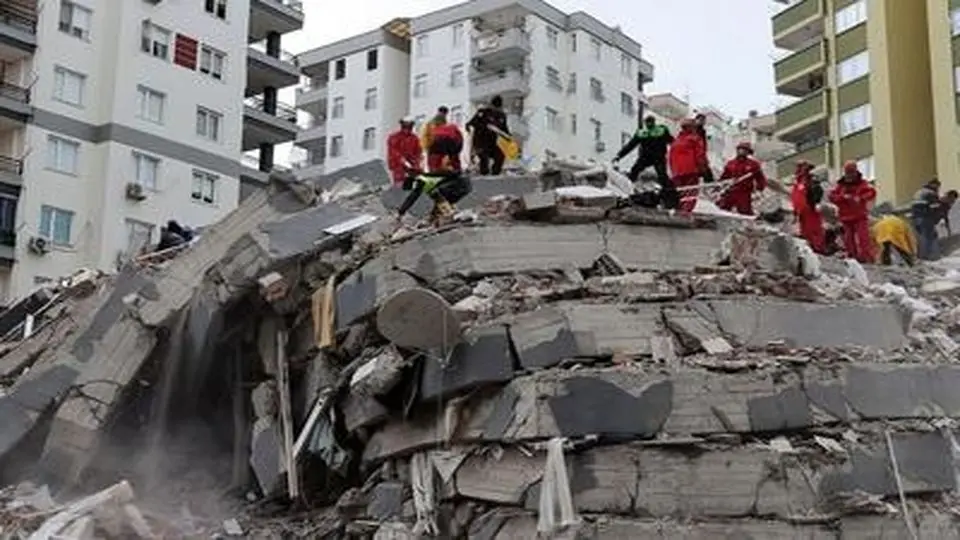 زلزله‌شناس ایتالیایی: زمین‌لرزه ترکیه، کل کشور را تا ۶ متر جابه‌جا کرده