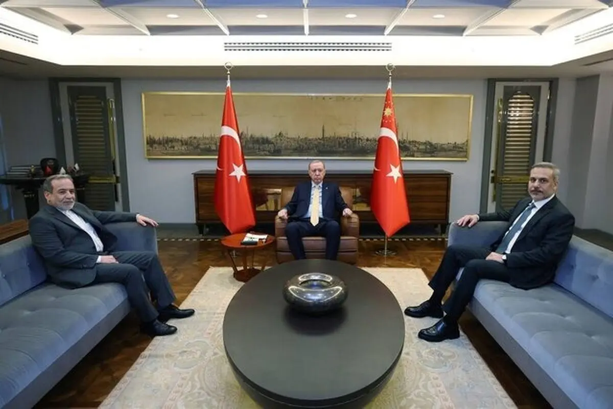 دیدار و گفت‌وگوی عراقچی با اردوغان در استانبول