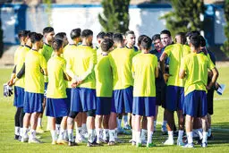 استقلال؛ قهرمانی با شکل و شمایل تیم محلی
