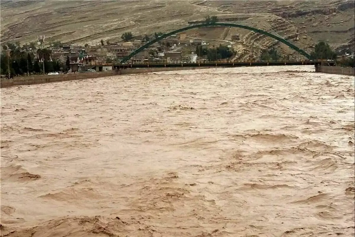 پیش بینی هوای فارس فردا پنجشنبه 15 مرداد/ احتمال آب‌گرفتگی و سیلابی شدن مسیل‌ها