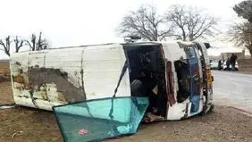 اعلام علت واژگونی مینی‌بوس دانش‌آموزان در ایوانکی

