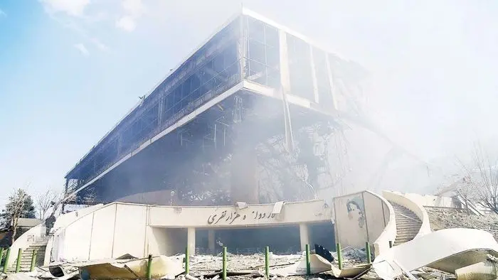 سالن ۱۲ هزار نفری آزادی؛  معماری‌ای که در سایه ماند