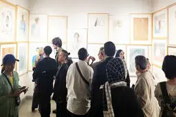 پروانه در قفس

