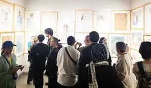 پروانه در قفس

