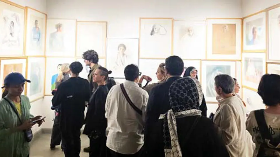 پروانه در قفس

