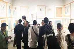 پروانه در قفس

