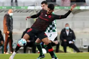 محمد محبی از بازی در لیگ روسیه اخراج شد + دلیل