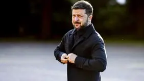 تابلوی عجیب آمریکایی‌ها برای کت و شلوار زلنسکی + عکس 