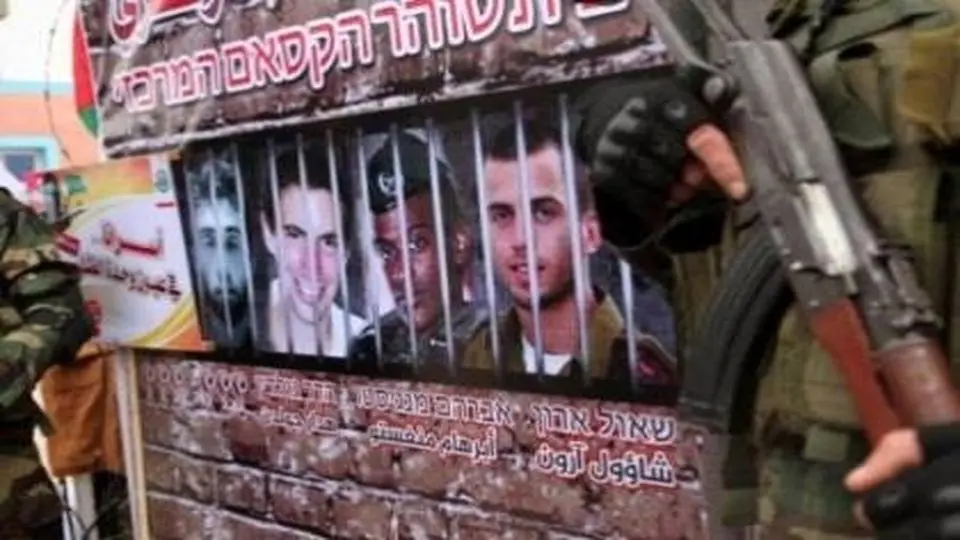 ​حماس: اسرای قهرمان فلسطین در خط مقدم مقابله با دشمن هستند