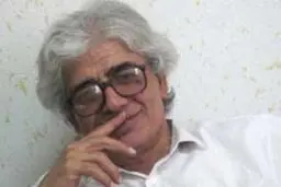 فیض شریفی در جنگ صدمه دید