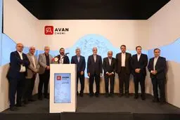 افتتاح رسمی کارخانه آوان شیمی با هدف تولید مواد موثره دارویی با استانداردهای بین‌المللی
