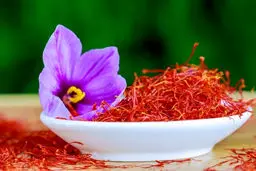 3 ایده اثربخش در تبلیغ زعفران + نمونه متن تبلیغاتی